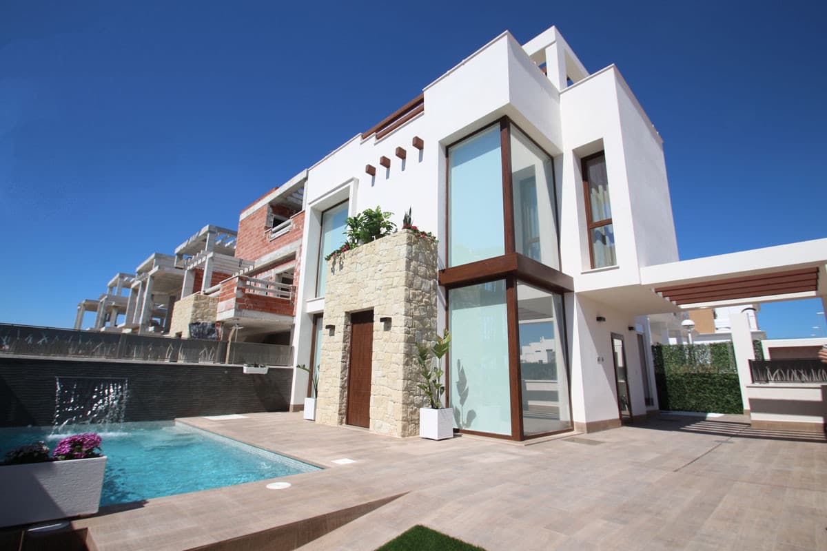3 Bedroom villa with pool in Pueblo Bravo, Ciudad Quesada, Costa Blanca South