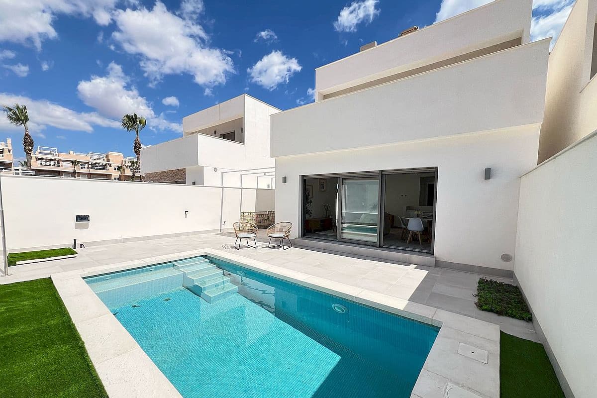 3 Bedroom Villa in Los Dolses, Orihuela Costa, Costa Blanca South