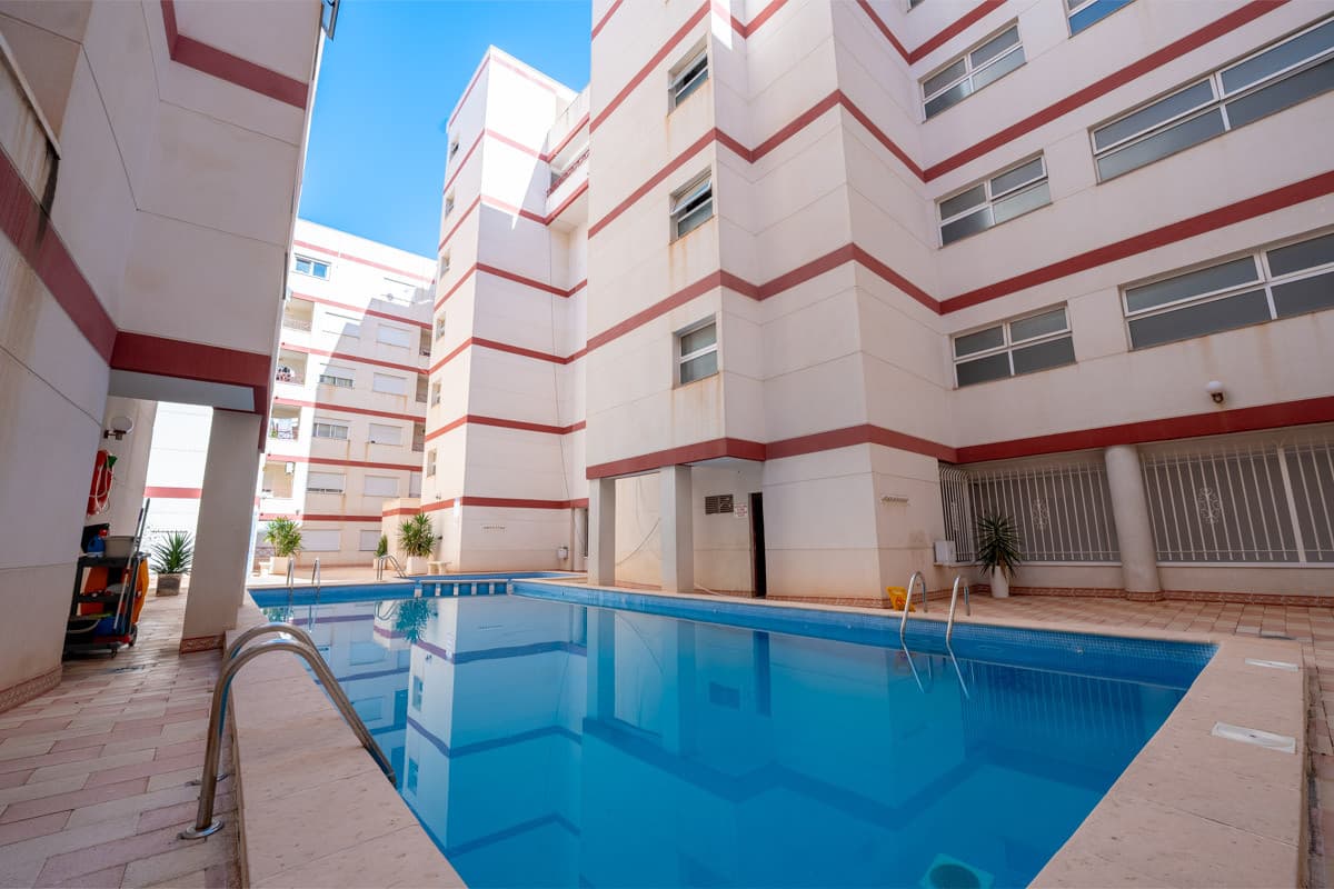 Квартиры в Torrevieja (2 спальни), Коста Бланка юг