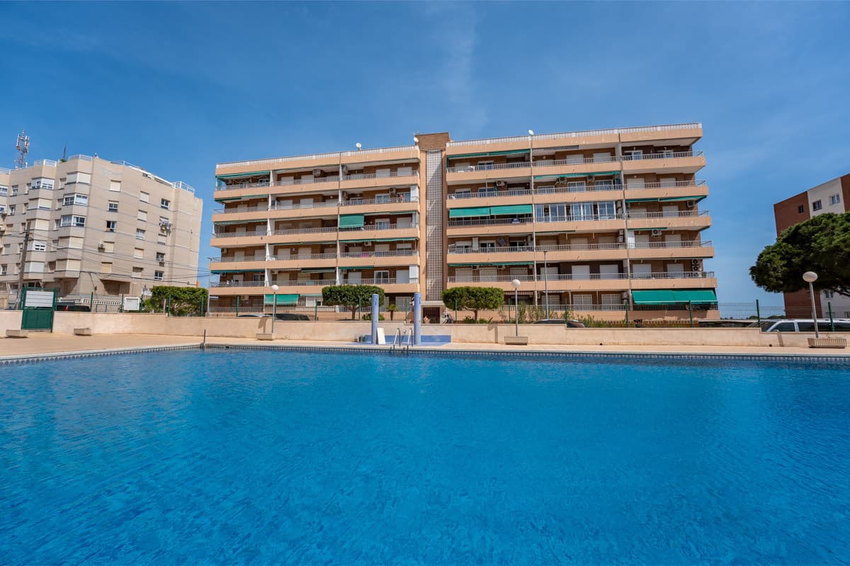 2 Bedroom Apartment in Torrevieja, Costa Blanca South