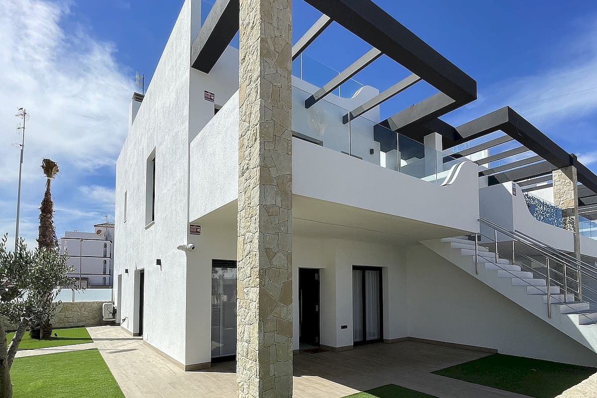 Tаунхаусы в Villamartin, Orihuela Costa (3 спальни), Коста Бланка юг