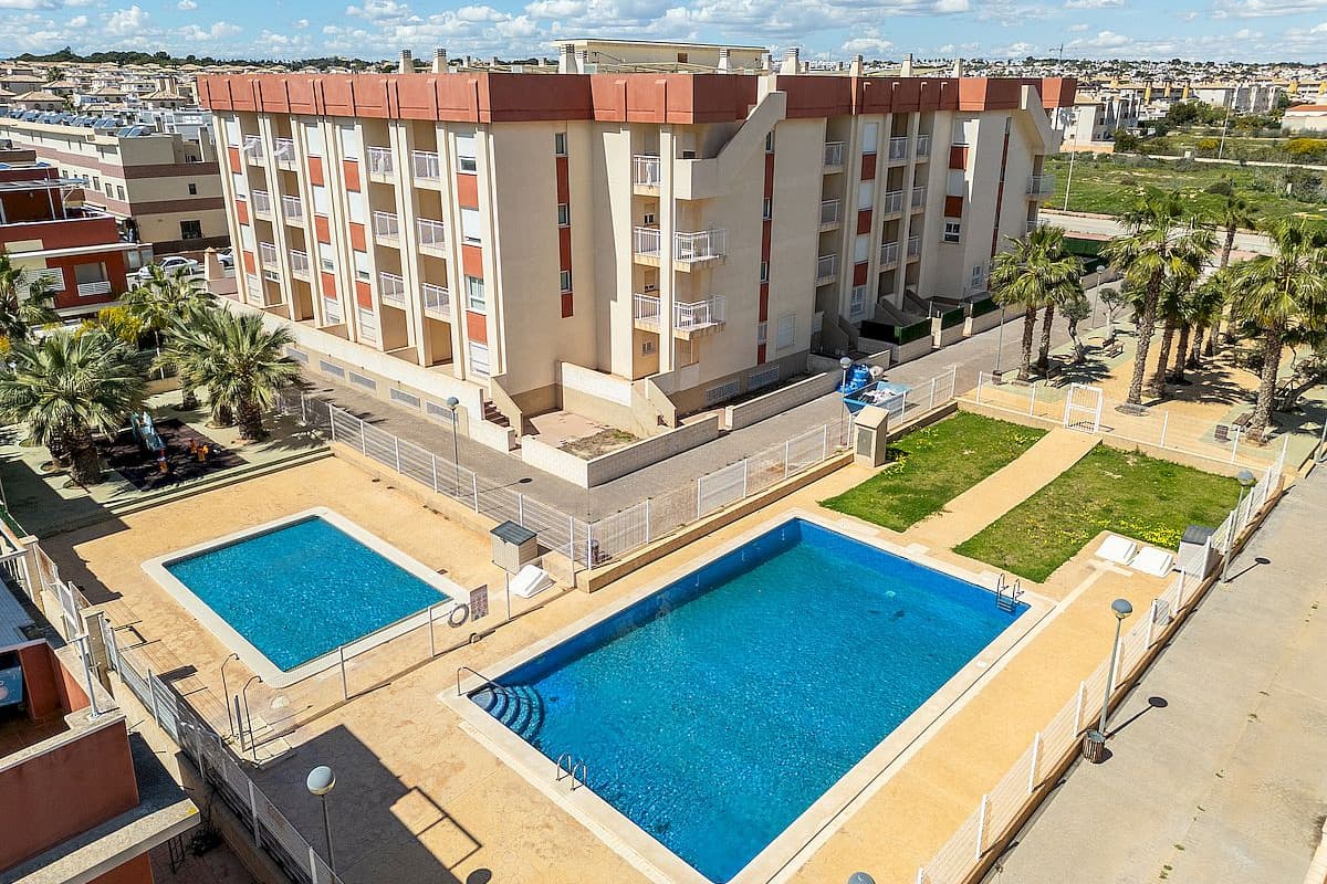 2 Bedroom Apartment in Lomas de Cabo Roig, Orihuela Costa, Costa Blanca South