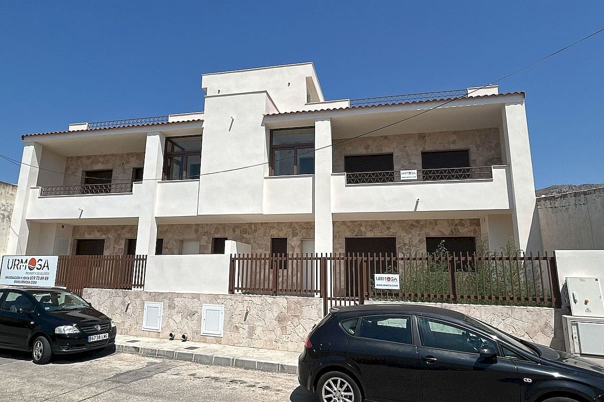 3 Bedroom Maisonette in Hondon de las Nieves, Costa Blanca North