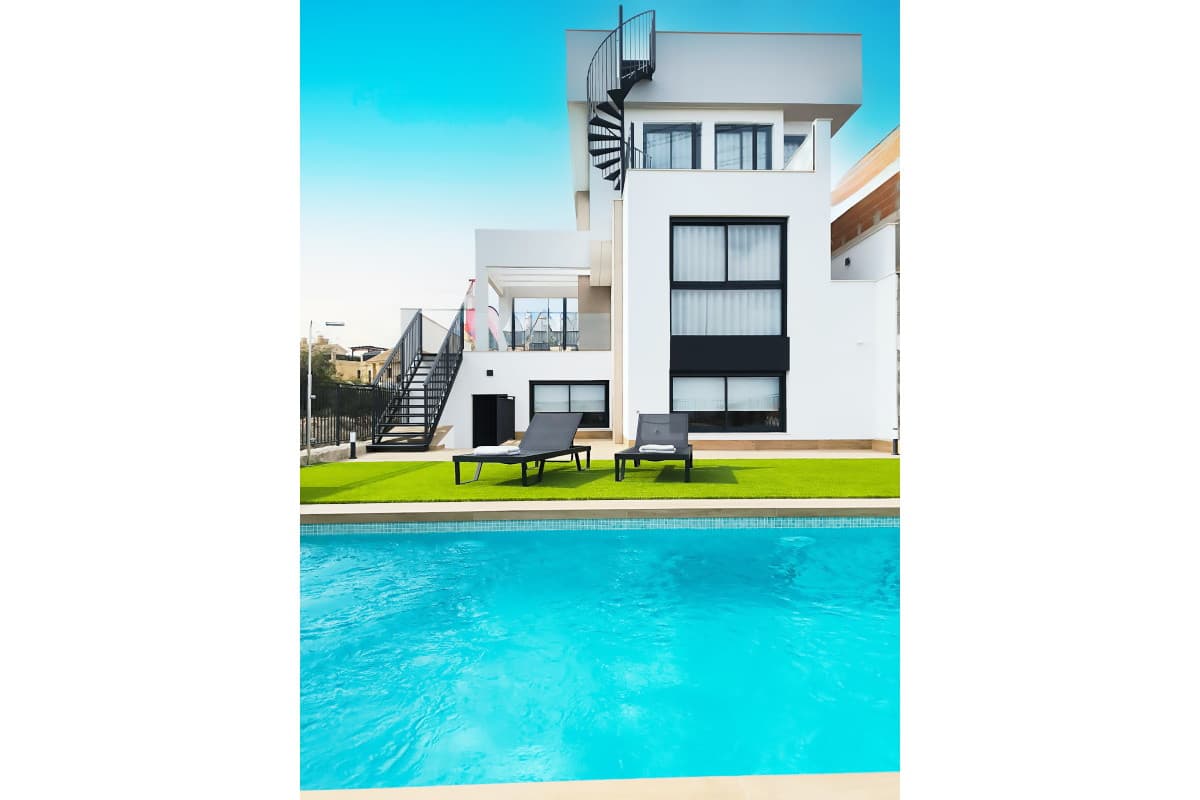 3 Bedroom villa with pool in La Finca, Algorfa, Costa Blanca South