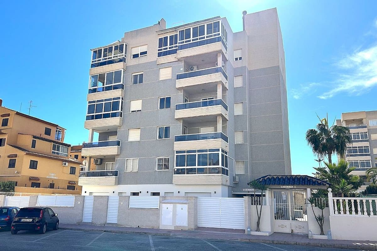 3 Bedroom Apartment in Torreblanca, Torrevieja, Costa Blanca South