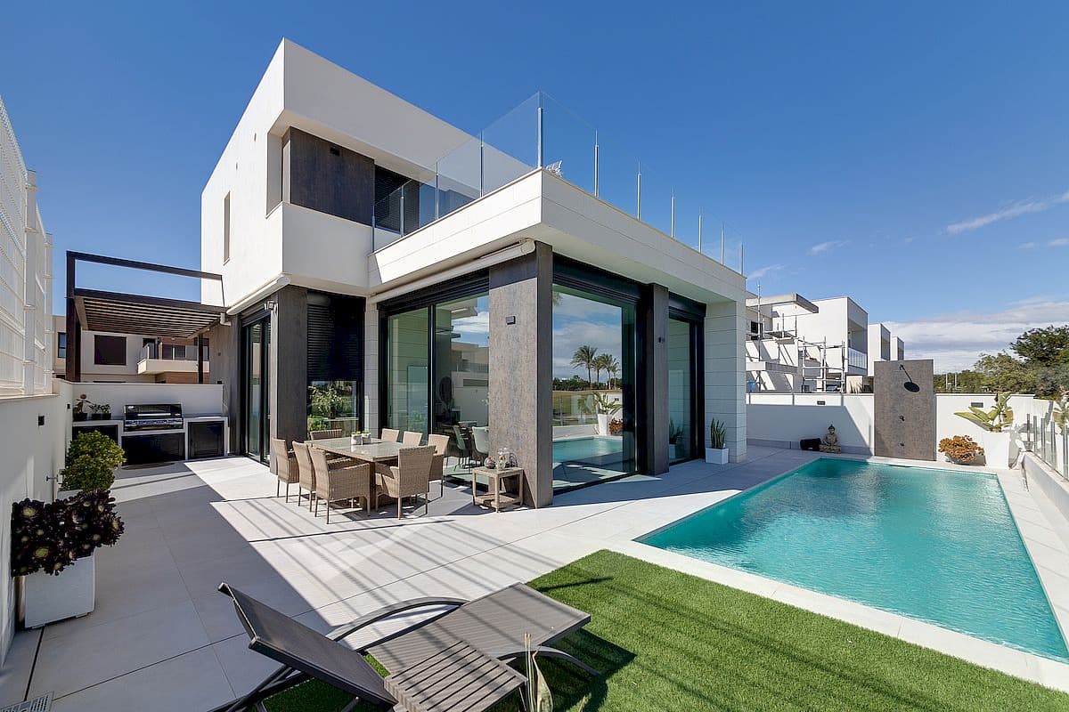 3 Bedroom villa with pool in Lo Romero Golf, Pilar de la Horadada, Costa Blanca South