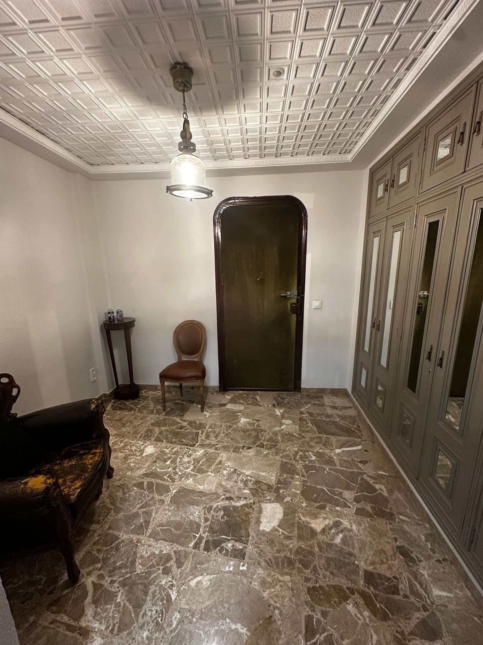 Ciutat Vella квартира 5 спалень 190 м²