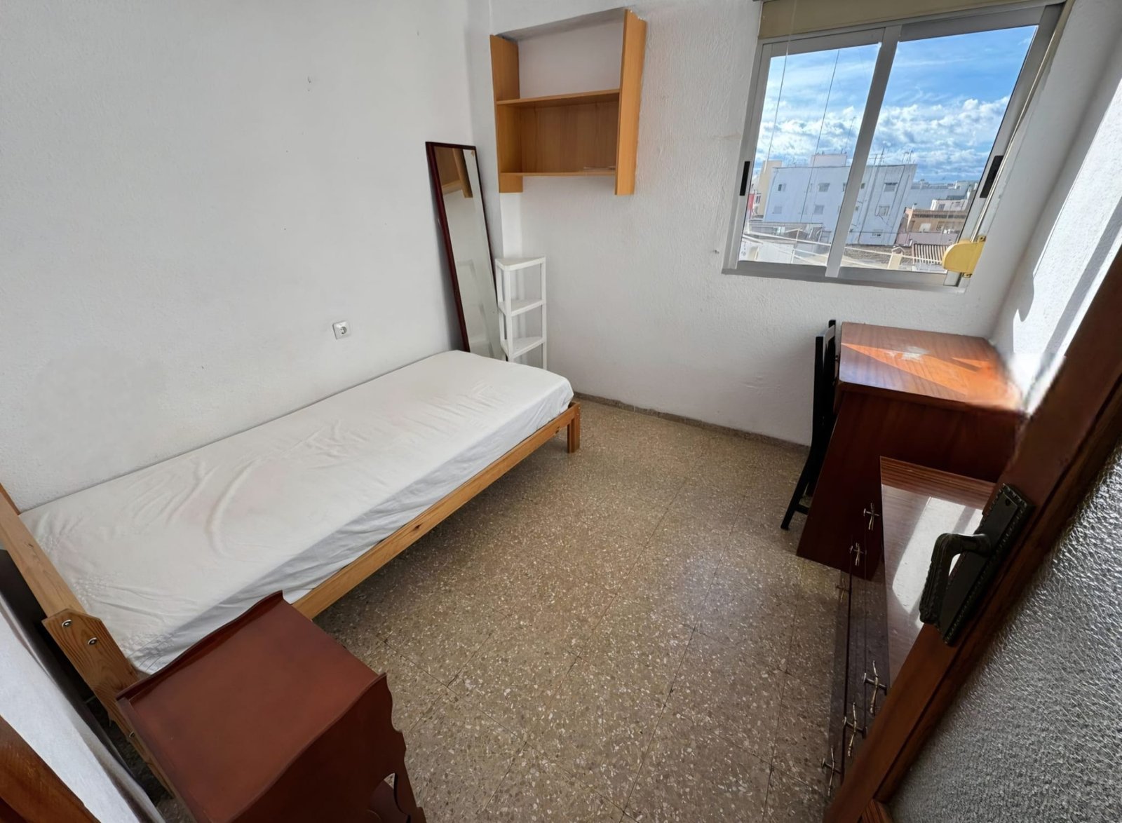 Paterna Valencia apartment 81 sqm 3 bedrooms near park — 8